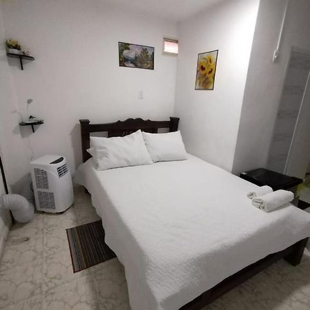 Habitacion Cerca De La Universidad Del Sinu Cartagena Eksteriør billede